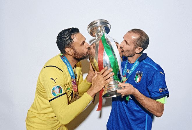 中直言不讳 中直言不讳